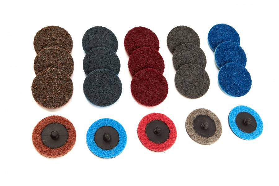 HBM 50 mm schuurvlies GROF bruin met roll on opname