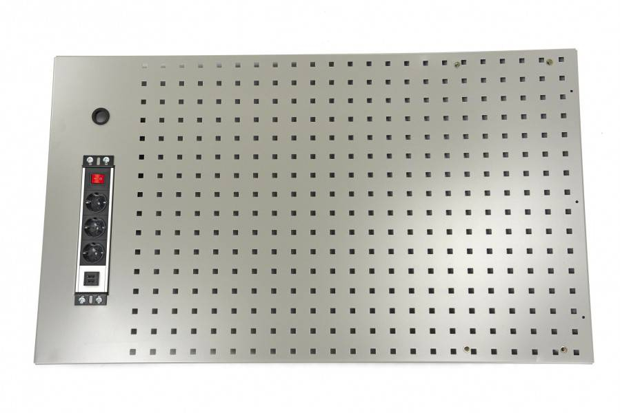 HBM gereedschapsbord 105 x 61 cm metstekkerdoos voor werkplaatsinrichting